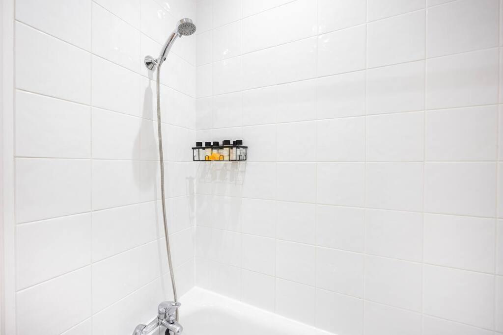 Stylish Studio In Leicester Square Londra Esterno foto